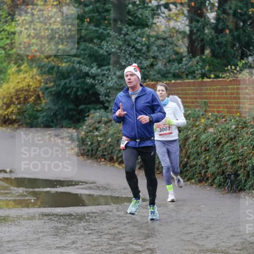 07.12.2025 - St. Pauli X-Mass-Run No. 15 Michael Burmester http://msf.ph/oto/9410327 07.12.2025 11:39:35 Laufen 3007 meine-sportfotos.de