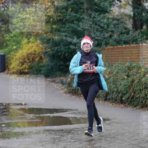 07.12.2025 - St. Pauli X-Mass-Run No. 15 Michael Burmester http://msf.ph/oto/9410369 07.12.2025 11:39:45 Laufen 433 meine-sportfotos.de