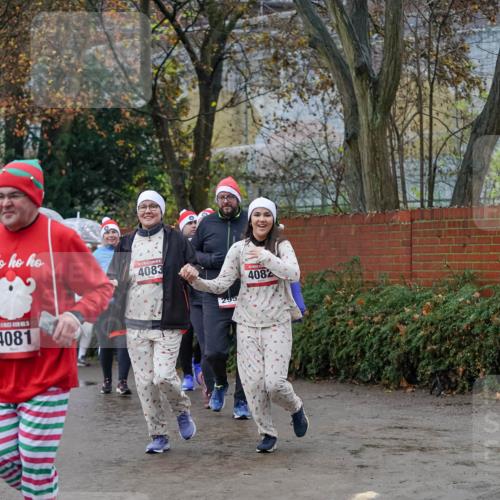 07.12.2025 - St. Pauli X-Mass-Run No. 15 Michael Burmester http://msf.ph/oto/9410428 07.12.2025 09:47:59 Laufen 4081, 4083, 295, 4082 meine-sportfotos.de
