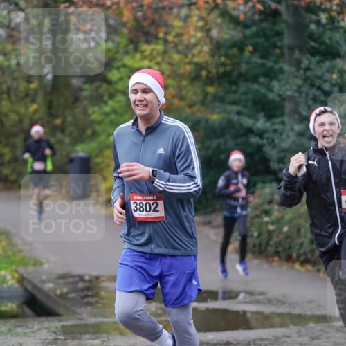 07.12.2025 - St. Pauli X-Mass-Run No. 15 Michael Burmester http://msf.ph/oto/9410429 07.12.2025 11:40:03 Laufen 15, 3802, 479, 334 meine-sportfotos.de