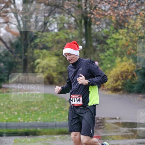 07.12.2025 - St. Pauli X-Mass-Run No. 15 Michael Burmester http://msf.ph/oto/9410482 07.12.2025 11:40:11 Laufen 1144 meine-sportfotos.de