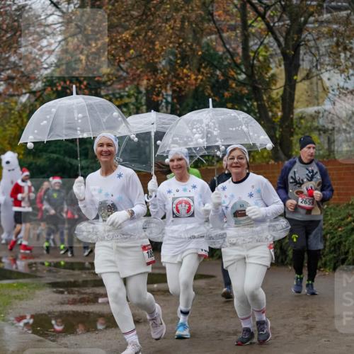 07.12.2025 - St. Pauli X-Mass-Run No. 15 Michael Burmester http://msf.ph/oto/9410483 07.12.2025 09:48:04 Laufen 188, 2659 meine-sportfotos.de