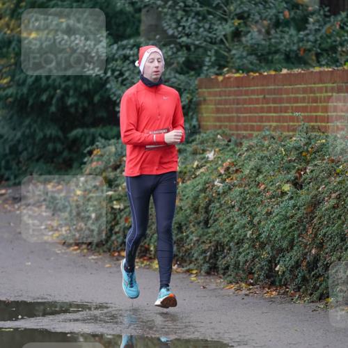 07.12.2025 - St. Pauli X-Mass-Run No. 15 Michael Burmester http://msf.ph/oto/9410494 07.12.2025 11:40:15 Laufen  meine-sportfotos.de