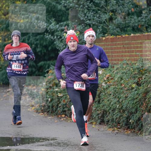 07.12.2025 - St. Pauli X-Mass-Run No. 15 Michael Burmester http://msf.ph/oto/9410506 07.12.2025 11:40:22 Laufen 3418, 1448, 1720 meine-sportfotos.de