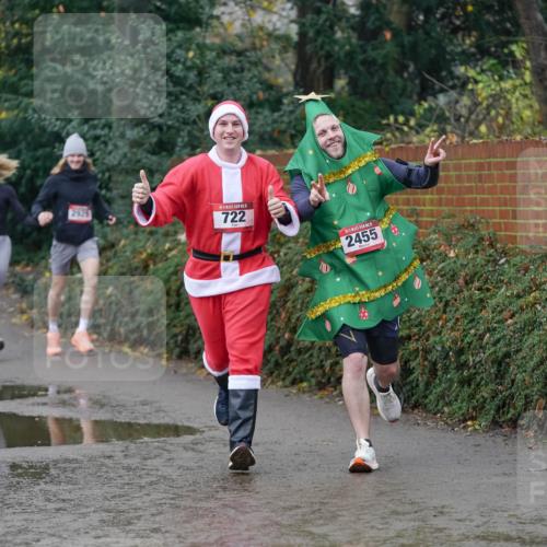 07.12.2025 - St. Pauli X-Mass-Run No. 15 Michael Burmester http://msf.ph/oto/9410544 07.12.2025 11:40:28 Laufen 2925, 2932, 722, 2455 meine-sportfotos.de