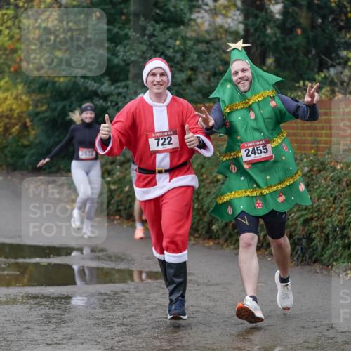 07.12.2025 - St. Pauli X-Mass-Run No. 15 Michael Burmester http://msf.ph/oto/9410550 07.12.2025 11:40:29 Laufen 2832, 15, 722, 2455 meine-sportfotos.de