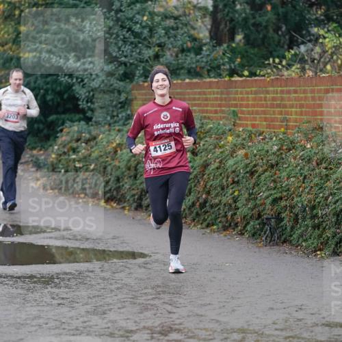 07.12.2025 - St. Pauli X-Mass-Run No. 15 Michael Burmester http://msf.ph/oto/9410594 07.12.2025 11:40:34 Laufen 3203, 4125 meine-sportfotos.de