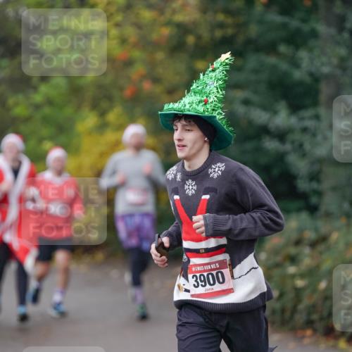 07.12.2025 - St. Pauli X-Mass-Run No. 15 Michael Burmester http://msf.ph/oto/9410639 07.12.2025 11:40:42 Laufen 15, 3900, 862 meine-sportfotos.de