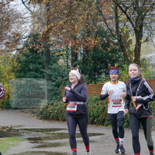 07.12.2025 - St. Pauli X-Mass-Run No. 15 Michael Burmester http://msf.ph/oto/9410670 07.12.2025 09:48:25 Laufen 4066, 4666 meine-sportfotos.de