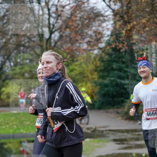 07.12.2025 - St. Pauli X-Mass-Run No. 15 Michael Burmester http://msf.ph/oto/9410682 07.12.2025 09:48:27 Laufen 406, 4666 meine-sportfotos.de