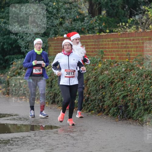 07.12.2025 - St. Pauli X-Mass-Run No. 15 Michael Burmester http://msf.ph/oto/9410683 07.12.2025 11:40:49 Laufen 1318, 576, 3817 meine-sportfotos.de