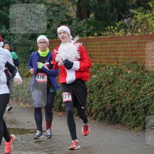 07.12.2025 - St. Pauli X-Mass-Run No. 15 Michael Burmester http://msf.ph/oto/9410695 07.12.2025 11:40:51 Laufen 3817, 15, 576, 327 meine-sportfotos.de
