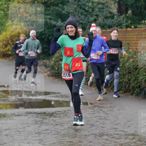 07.12.2025 - St. Pauli X-Mass-Run No. 15 Michael Burmester http://msf.ph/oto/9410725 07.12.2025 11:40:55 Laufen 17, 15, 3318, 20, 4312, 3459 meine-sportfotos.de