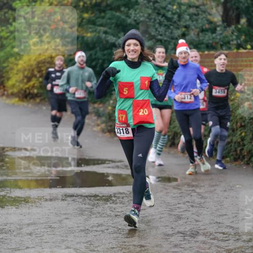 07.12.2025 - St. Pauli X-Mass-Run No. 15 Michael Burmester http://msf.ph/oto/9410728 07.12.2025 11:40:55 Laufen 17, 3318, 20, 4312, 3459 meine-sportfotos.de