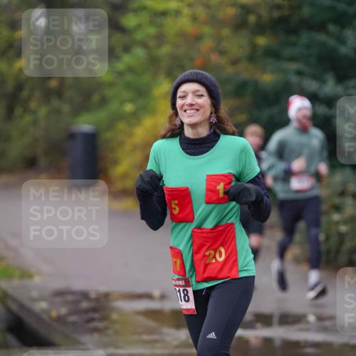 07.12.2025 - St. Pauli X-Mass-Run No. 15 Michael Burmester http://msf.ph/oto/9410734 07.12.2025 11:40:55 Laufen 5, 18, 20, 4312 meine-sportfotos.de