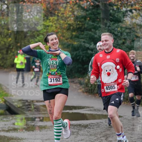 07.12.2025 - St. Pauli X-Mass-Run No. 15 Michael Burmester http://msf.ph/oto/9410763 07.12.2025 11:40:58 Laufen 15, 3192, 15, 4505 meine-sportfotos.de