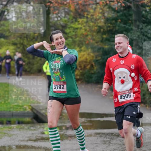07.12.2025 - St. Pauli X-Mass-Run No. 15 Michael Burmester http://msf.ph/oto/9410769 07.12.2025 11:40:58 Laufen 15, 3192, 15, 4505, 2741 meine-sportfotos.de