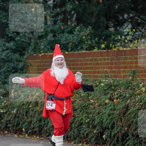 07.12.2025 - St. Pauli X-Mass-Run No. 15 Michael Burmester http://msf.ph/oto/9410803 07.12.2025 09:49:15 Laufen 974 meine-sportfotos.de