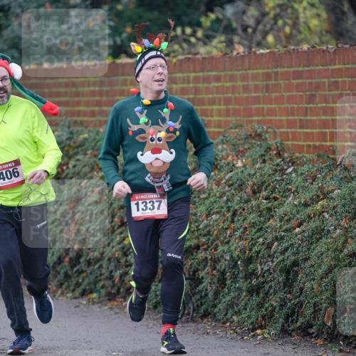 07.12.2025 - St. Pauli X-Mass-Run No. 15 Michael Burmester http://msf.ph/oto/9410808 07.12.2025 11:41:04 Laufen 15, 1406, 15, 1337 meine-sportfotos.de