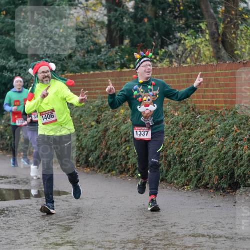 07.12.2025 - St. Pauli X-Mass-Run No. 15 Michael Burmester http://msf.ph/oto/9410814 07.12.2025 11:41:05 Laufen 226, 3323, 34, 1406, 1337 meine-sportfotos.de