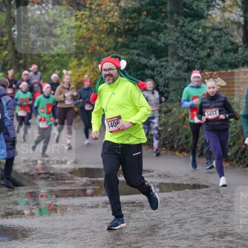 07.12.2025 - St. Pauli X-Mass-Run No. 15 Michael Burmester http://msf.ph/oto/9410820 07.12.2025 11:41:06 Laufen 1406, 3457, 1337 meine-sportfotos.de
