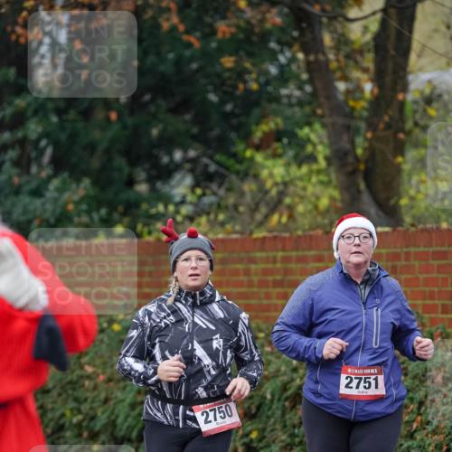 07.12.2025 - St. Pauli X-Mass-Run No. 15 Michael Burmester http://msf.ph/oto/9410833 07.12.2025 09:49:22 Laufen 2750, 15, 2751 meine-sportfotos.de