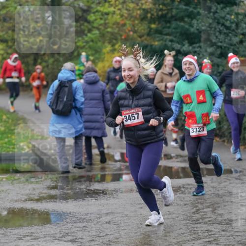 07.12.2025 - St. Pauli X-Mass-Run No. 15 Michael Burmester http://msf.ph/oto/9410849 07.12.2025 11:41:08 Laufen 15, 3457, 3323 meine-sportfotos.de