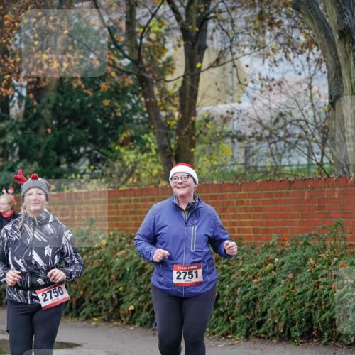 07.12.2025 - St. Pauli X-Mass-Run No. 15 Michael Burmester http://msf.ph/oto/9410851 07.12.2025 09:49:24 Laufen 2750, 25, 2751 meine-sportfotos.de