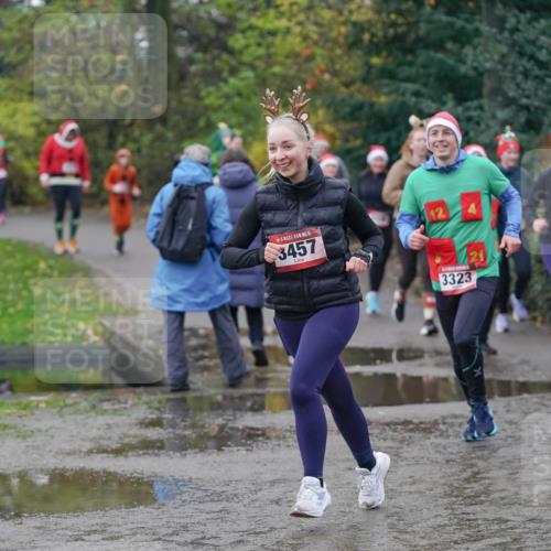 07.12.2025 - St. Pauli X-Mass-Run No. 15 Michael Burmester http://msf.ph/oto/9410852 07.12.2025 11:41:08 Laufen 15, 3457, 3323, 21, 2264 meine-sportfotos.de