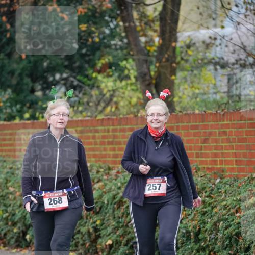 07.12.2025 - St. Pauli X-Mass-Run No. 15 Michael Burmester http://msf.ph/oto/9410853 07.12.2025 09:49:28 Laufen 15, 268, 15, 257 meine-sportfotos.de