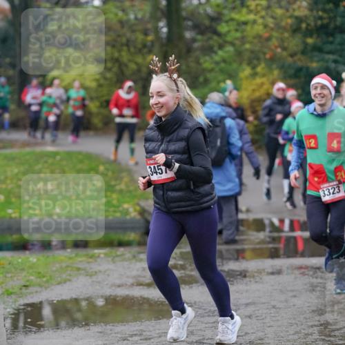 07.12.2025 - St. Pauli X-Mass-Run No. 15 Michael Burmester http://msf.ph/oto/9410861 07.12.2025 11:41:08 Laufen 941, 12, 3457, 3323 meine-sportfotos.de