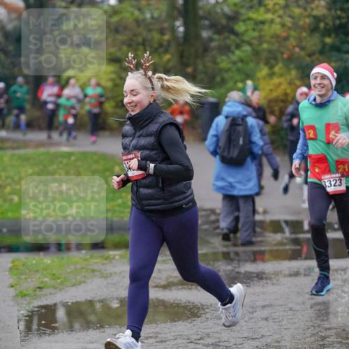 07.12.2025 - St. Pauli X-Mass-Run No. 15 Michael Burmester http://msf.ph/oto/9410864 07.12.2025 11:41:08 Laufen 3323 meine-sportfotos.de
