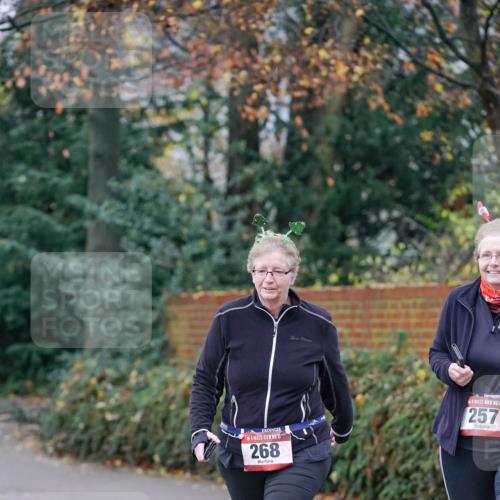 07.12.2025 - St. Pauli X-Mass-Run No. 15 Michael Burmester http://msf.ph/oto/9410871 07.12.2025 09:49:30 Laufen 15, 268, 15, 257 meine-sportfotos.de
