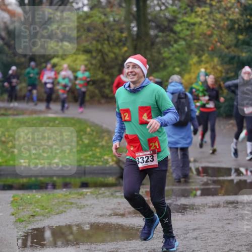 07.12.2025 - St. Pauli X-Mass-Run No. 15 Michael Burmester http://msf.ph/oto/9410872 07.12.2025 11:41:09 Laufen 12, 15, 21, 3323 meine-sportfotos.de