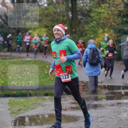 07.12.2025 - St. Pauli X-Mass-Run No. 15 Michael Burmester http://msf.ph/oto/9410875 07.12.2025 11:41:09 Laufen 15, 3323 meine-sportfotos.de