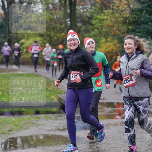 07.12.2025 - St. Pauli X-Mass-Run No. 15 Michael Burmester http://msf.ph/oto/9410899 07.12.2025 11:41:11 Laufen 15, 2263, 10, 5, 2264, 398, 3480 meine-sportfotos.de