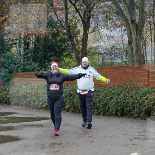 07.12.2025 - St. Pauli X-Mass-Run No. 15 Michael Burmester http://msf.ph/oto/9410936 07.12.2025 09:50:18 Laufen 2944, 2945 meine-sportfotos.de