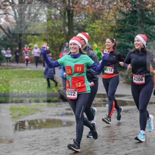 07.12.2025 - St. Pauli X-Mass-Run No. 15 Michael Burmester http://msf.ph/oto/9410947 07.12.2025 11:41:14 Laufen 11, 4218, 4306, 424, 15, 3322, 13 meine-sportfotos.de