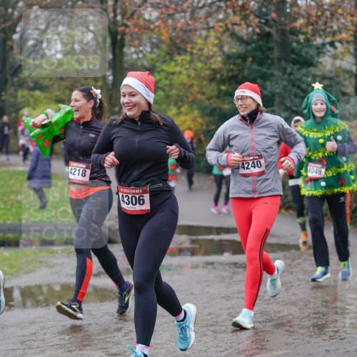 07.12.2025 - St. Pauli X-Mass-Run No. 15 Michael Burmester http://msf.ph/oto/9410953 07.12.2025 11:41:15 Laufen 4218, 15, 4306, 4240, 4049 meine-sportfotos.de