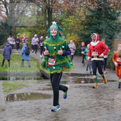 07.12.2025 - St. Pauli X-Mass-Run No. 15 Michael Burmester http://msf.ph/oto/9410964 07.12.2025 11:41:16 Laufen 4049, 4244, 4243 meine-sportfotos.de