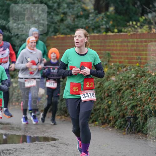 07.12.2025 - St. Pauli X-Mass-Run No. 15 Michael Burmester http://msf.ph/oto/9410997 07.12.2025 11:41:19 Laufen 8, 19, 3317, 267, 15, 22, 3316 meine-sportfotos.de