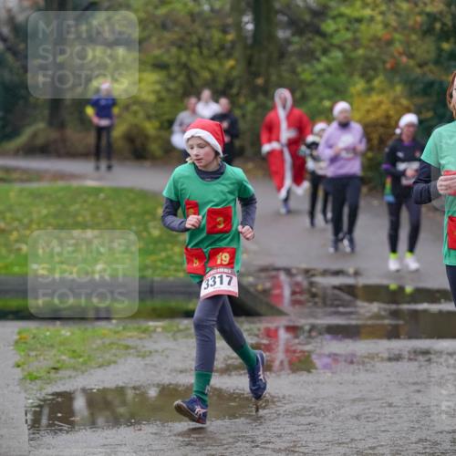 07.12.2025 - St. Pauli X-Mass-Run No. 15 Michael Burmester http://msf.ph/oto/9411009 07.12.2025 11:41:21 Laufen 19, 3317, 16, 22, 15, 3316, 255 meine-sportfotos.de