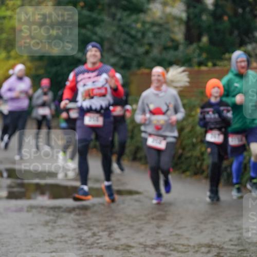 07.12.2025 - St. Pauli X-Mass-Run No. 15 Michael Burmester http://msf.ph/oto/9411012 07.12.2025 11:41:22 Laufen 218 meine-sportfotos.de
