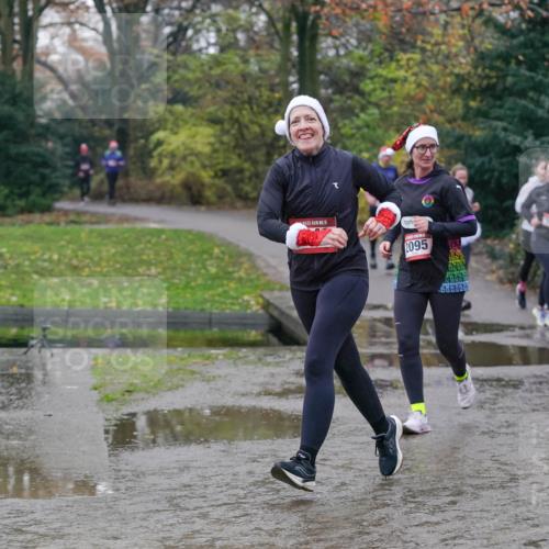 07.12.2025 - St. Pauli X-Mass-Run No. 15 Michael Burmester http://msf.ph/oto/9411056 07.12.2025 11:41:26 Laufen 10, 15, 2095, 3803, 12 meine-sportfotos.de