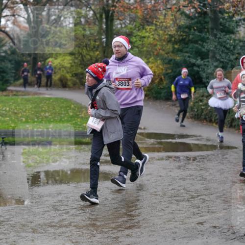 07.12.2025 - St. Pauli X-Mass-Run No. 15 Michael Burmester http://msf.ph/oto/9411080 07.12.2025 11:41:28 Laufen 124, 3803, 4057 meine-sportfotos.de