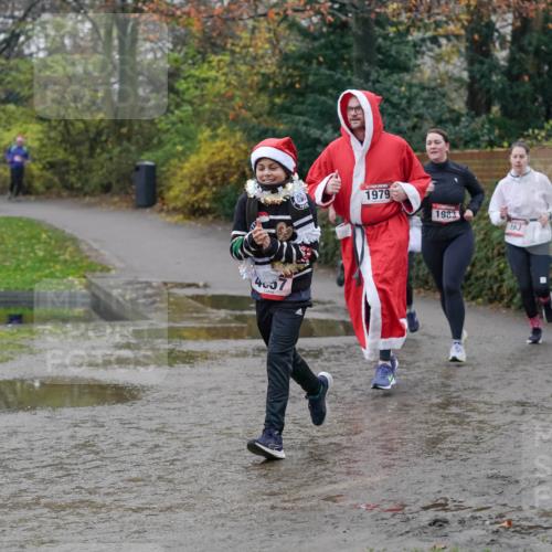 07.12.2025 - St. Pauli X-Mass-Run No. 15 Michael Burmester http://msf.ph/oto/9411089 07.12.2025 11:41:29 Laufen 4657, 1979, 1983, 163 meine-sportfotos.de