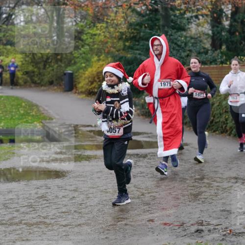 07.12.2025 - St. Pauli X-Mass-Run No. 15 Michael Burmester http://msf.ph/oto/9411093 07.12.2025 11:41:29 Laufen 057, 1979, 1983, 163 meine-sportfotos.de