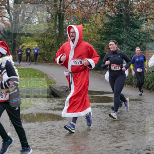 07.12.2025 - St. Pauli X-Mass-Run No. 15 Michael Burmester http://msf.ph/oto/9411101 07.12.2025 11:41:30 Laufen 4057, 1979, 1983, 1151, 163 meine-sportfotos.de