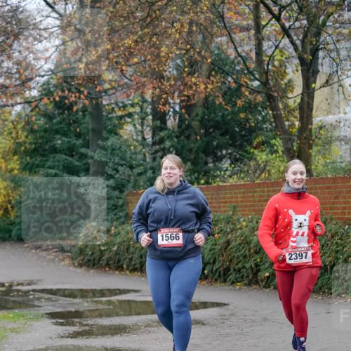 07.12.2025 - St. Pauli X-Mass-Run No. 15 Michael Burmester http://msf.ph/oto/9411103 07.12.2025 09:51:19 Laufen 1566, 2397 meine-sportfotos.de