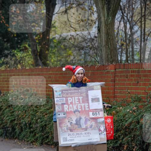 07.12.2025 - St. Pauli X-Mass-Run No. 15 Michael Burmester http://msf.ph/oto/9411118 07.12.2025 09:54:44 Laufen 15, 651, 21, 12, 2025, 400, 15 meine-sportfotos.de